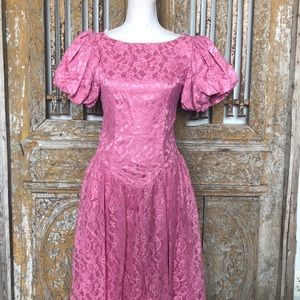 UNION MADE ILGWU LACE DRESS PUFFY SLEEVE LADY